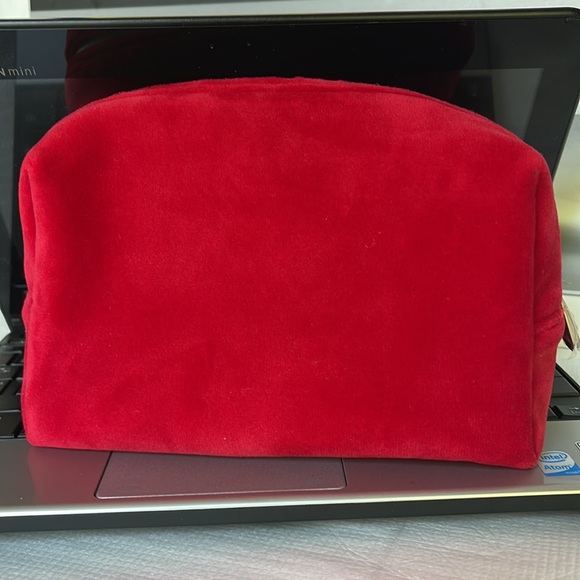 Christian Dior CD Logo Pouch Cosmetic Bag Red Velvet - Picture 11 of 13